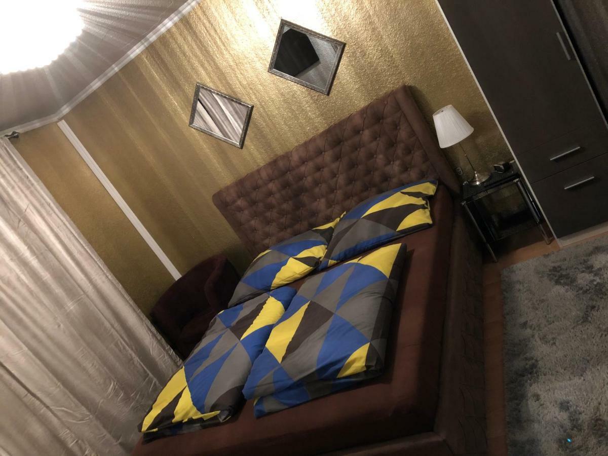 Privatunterkunft Messe Apartment&rooms *